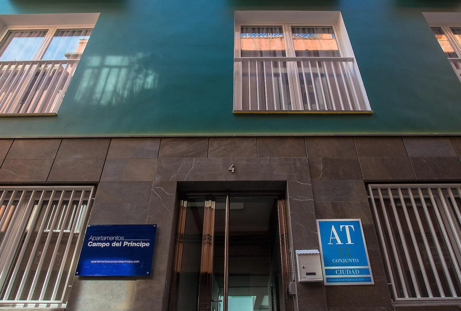 Apartamentos Campo Del Principe Granada
